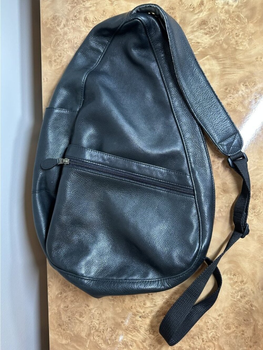L.L.Bean AmeriBag Healthy Back Black Leather Sling Backpack Crossbody Travel Bag - Picture 3 of 8